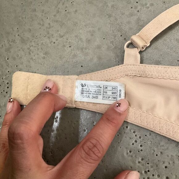 Wacoal Lost in Lace Contour Bra - Picture 3 of 4